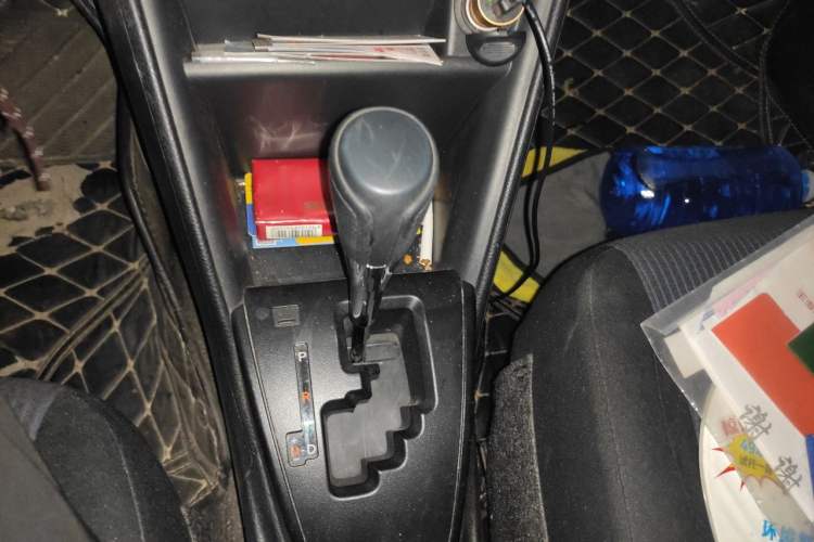 Used Toyota YARiS L Zhi Xuan 2019 1.5E CVT Dynamic Edition China VI compliant Gear Lever