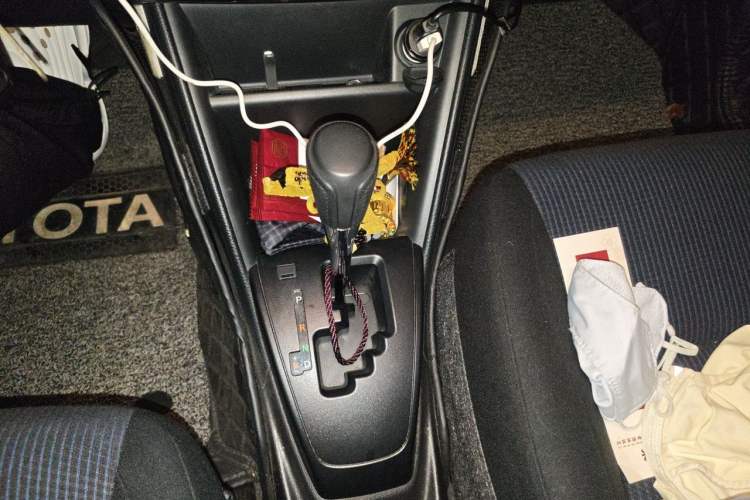 Used Toyota YARiS L Zhi Xuan 2019 1.5E CVT Dynamic Edition China VI compliant Gear Lever