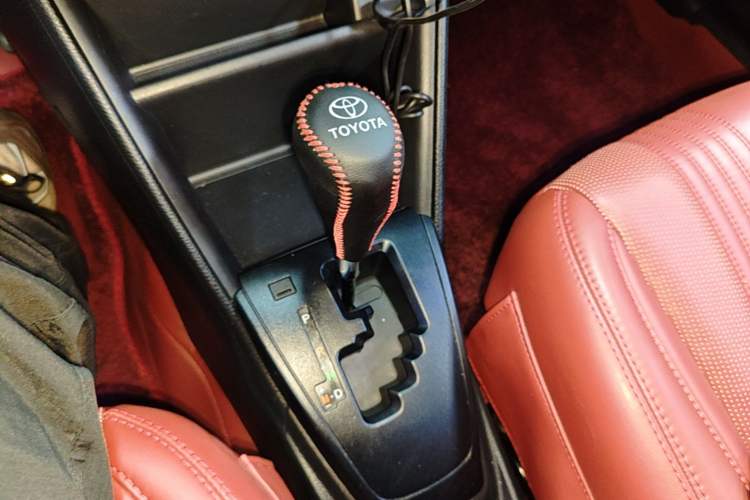 Used Toyota YARiS L Zhi Xuan 2019 1.5E CVT Dynamic Edition China VI compliant Gear Lever