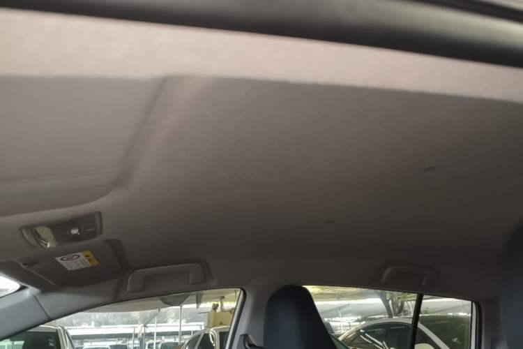 Used Toyota YARiS L Zhi Xuan 2019 1.5E CVT Dynamic Edition China VI compliant Headliner