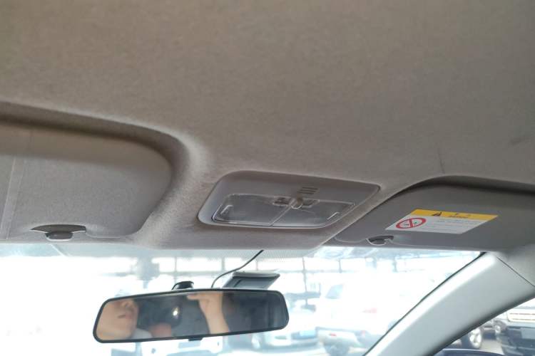 Used Toyota YARiS L Zhi Xuan 2019 1.5E CVT Dynamic Edition China VI compliant Headliner