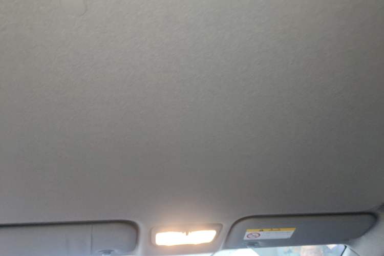 Used Toyota YARiS L Zhi Xuan 2019 1.5E CVT Dynamic Edition China VI compliant Headliner