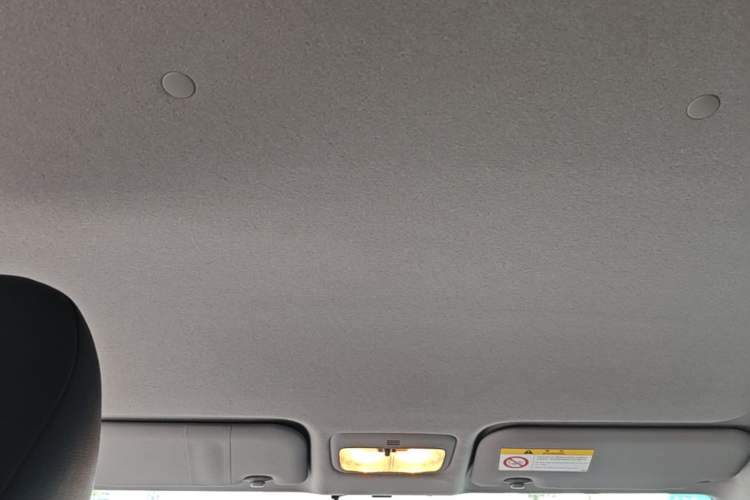 Used Toyota YARiS L Zhi Xuan 2019 1.5E CVT Dynamic Edition China VI compliant Headliner