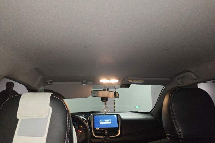 Used Toyota YARiS L Zhi Xuan 2019 1.5E CVT Dynamic Edition China VI compliant Headliner
