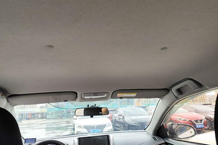 Used Toyota YARiS L Zhi Xuan 2019 1.5E CVT Dynamic Edition China VI compliant Headliner
