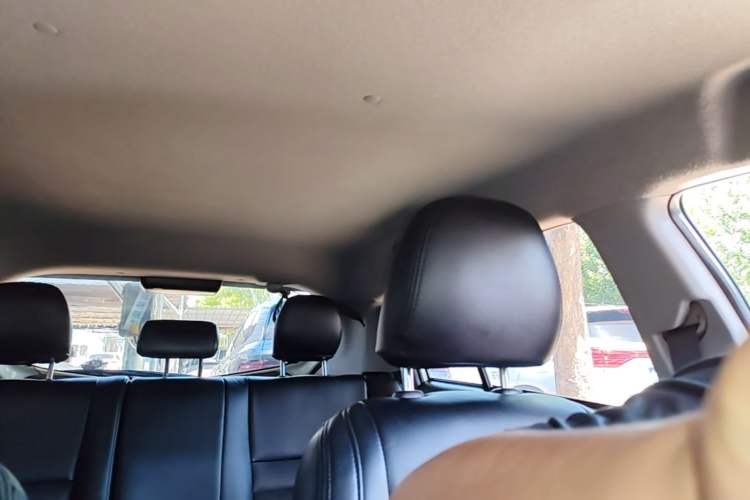 Used Toyota YARiS L Zhi Xuan 2019 1.5E CVT Dynamic Edition China VI compliant Headliner