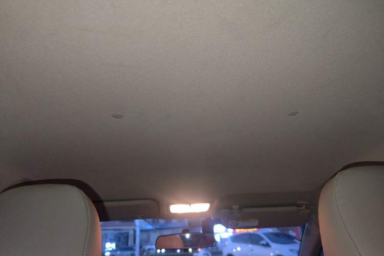 Used Toyota YARiS L Zhi Xuan 2019 1.5E CVT Dynamic Edition China VI compliant Headliner