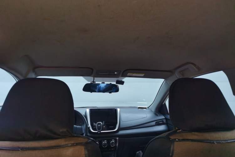 Used Toyota YARiS L Zhi Xuan 2019 1.5E CVT Dynamic Edition China VI compliant Headliner