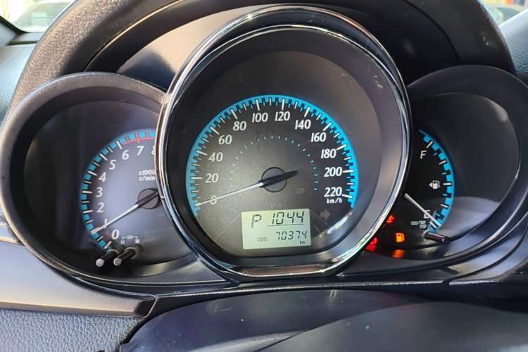 Used Toyota YARiS L Zhi Xuan 2019 1.5E CVT Dynamic Edition China VI compliant Instrument Cluster