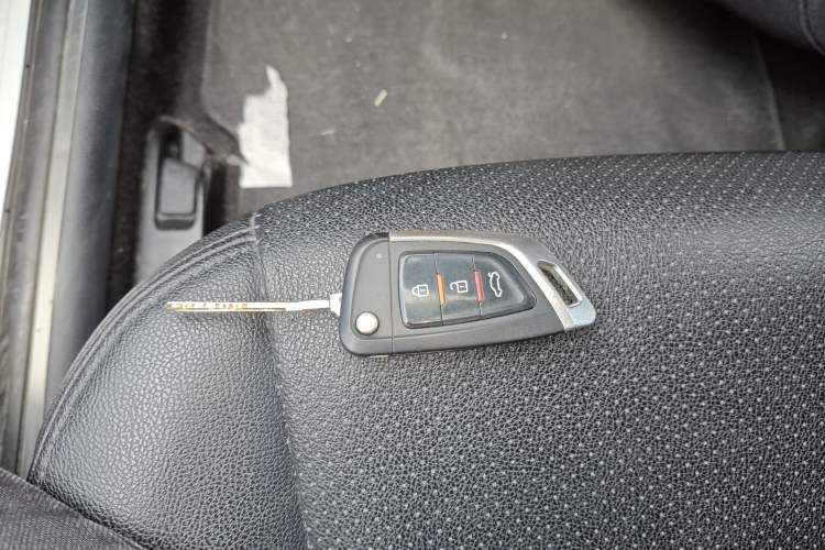 Used Toyota YARiS L Zhi Xuan 2019 1.5E CVT Dynamic Edition China VI compliant Interior 1