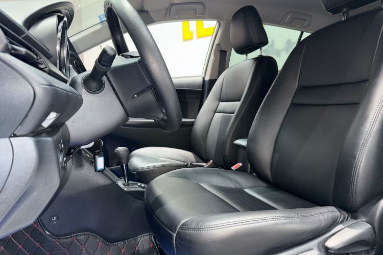 Used Toyota YARiS L Zhi Xuan 2019 1.5E CVT Dynamic Edition China VI compliant Interior 3