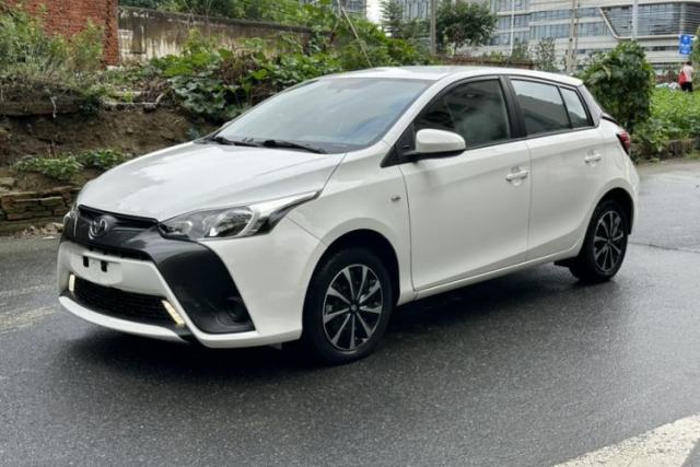 Toyota YARiS L Zhi Xuan 2019 1.5E CVT Dynamic Edition China VI compliant usado