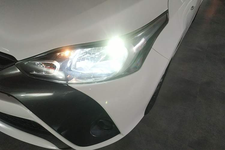Used Toyota YARiS L Zhi Xuan 2019 1.5E CVT Dynamic Edition China VI compliant Left Front Headlight