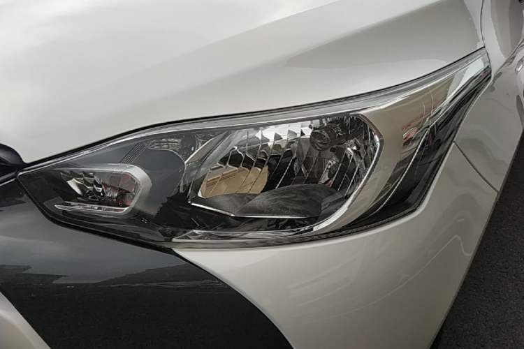 Used Toyota YARiS L Zhi Xuan 2019 1.5E CVT Dynamic Edition China VI compliant Left Front Headlight