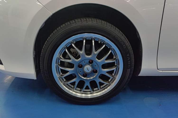 Used Toyota YARiS L Zhi Xuan 2019 1.5E CVT Dynamic Edition China VI compliant Left Front Wheel Hub