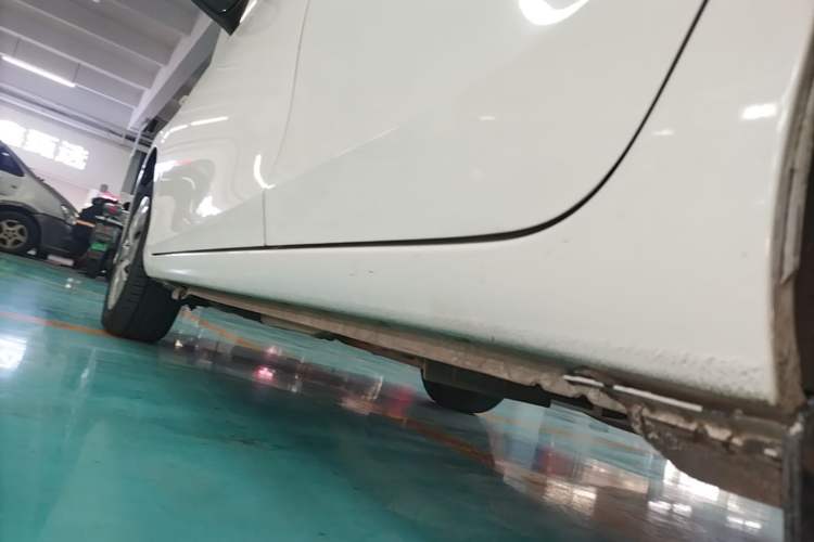 Used Toyota YARiS L Zhi Xuan 2019 1.5E CVT Dynamic Edition China VI compliant Left Side Sill