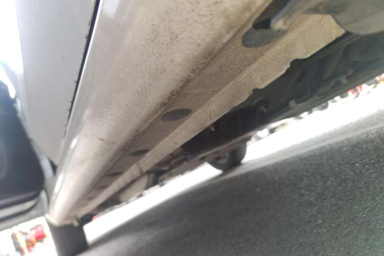 Used Toyota YARiS L Zhi Xuan 2019 1.5E CVT Dynamic Edition China VI compliant Left Side Sill