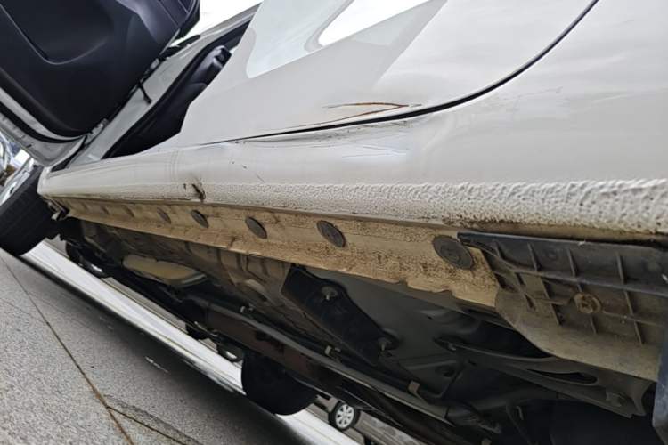 Used Toyota YARiS L Zhi Xuan 2019 1.5E CVT Dynamic Edition China VI compliant Left Side Sill