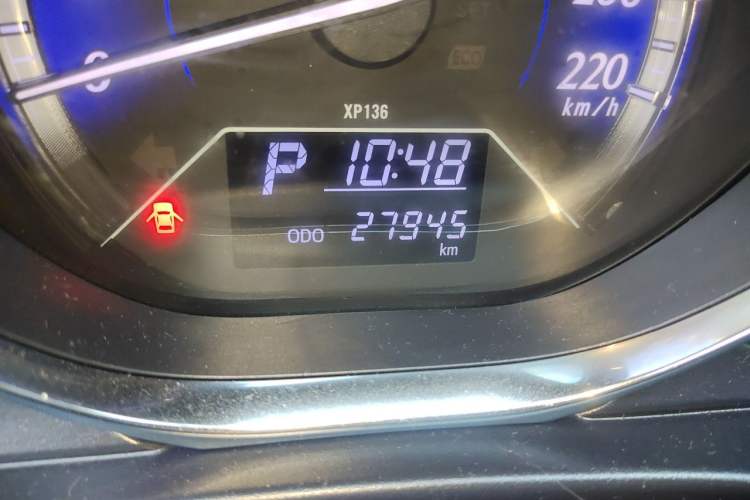 Used Toyota YARiS L Zhi Xuan 2019 1.5G CVT Xuan Dong Sunroof Version China VI Standard Odometer Close Up