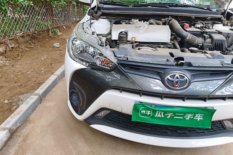 Used Toyota YARiS L Zhi Xuan 2019 1.5E CVT Dynamic Edition China VI compliant Right Front Headlight