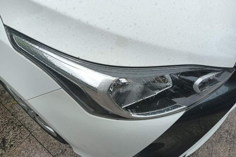 Used Toyota YARiS L Zhi Xuan 2019 1.5E CVT Dynamic Edition China VI compliant Right Front Headlight