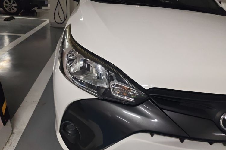 Used Toyota YARiS L Zhi Xuan 2019 1.5E CVT Dynamic Edition China VI compliant Right Front Headlight