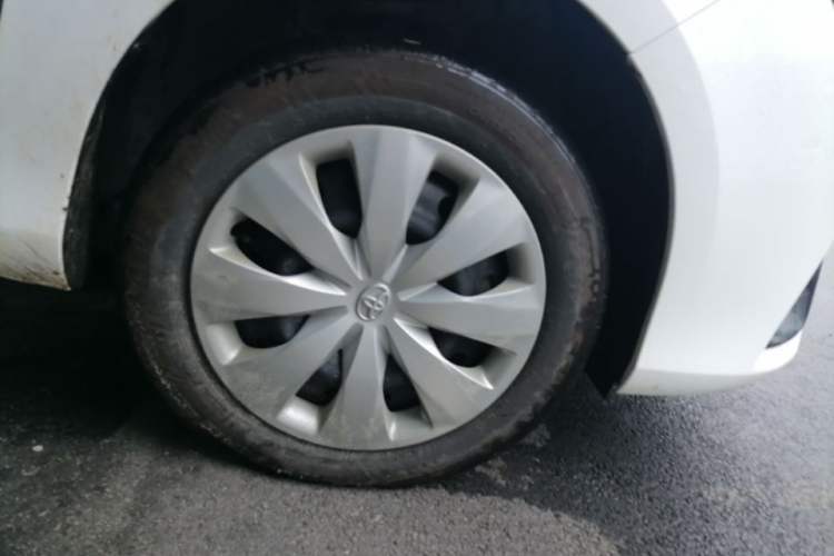 Used Toyota YARiS L Zhi Xuan 2019 1.5E CVT Dynamic Edition China VI compliant Right Front Wheel Hub
