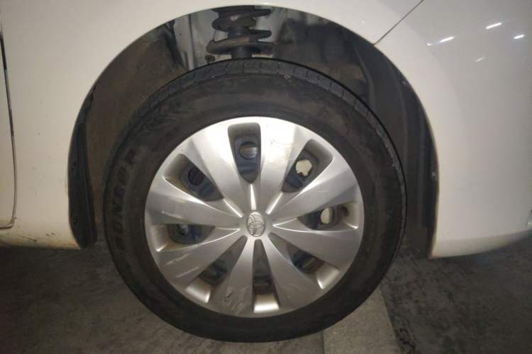 Used Toyota YARiS L Zhi Xuan 2019 1.5E CVT Dynamic Edition China VI compliant Right Front Wheel Hub
