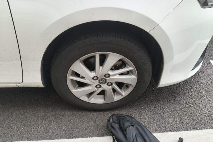 Used Toyota YARiS L Zhi Xuan 2019 1.5G CVT Xuan Dong Sunroof Version China VI Standard Right Front Wheel Hub