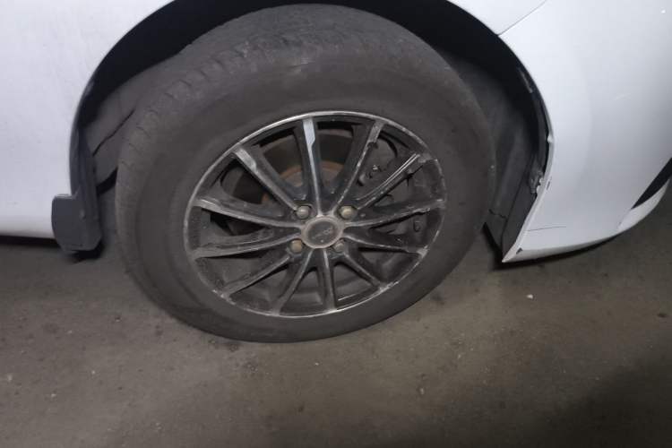 Used Toyota YARiS L Zhi Xuan 2019 1.5E CVT Dynamic Edition China VI compliant Right Front Wheel Hub