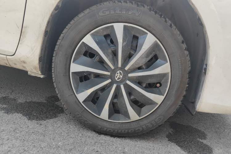 Used Toyota YARiS L Zhi Xuan 2019 1.5E CVT Dynamic Edition China VI compliant Right Front Wheel Hub