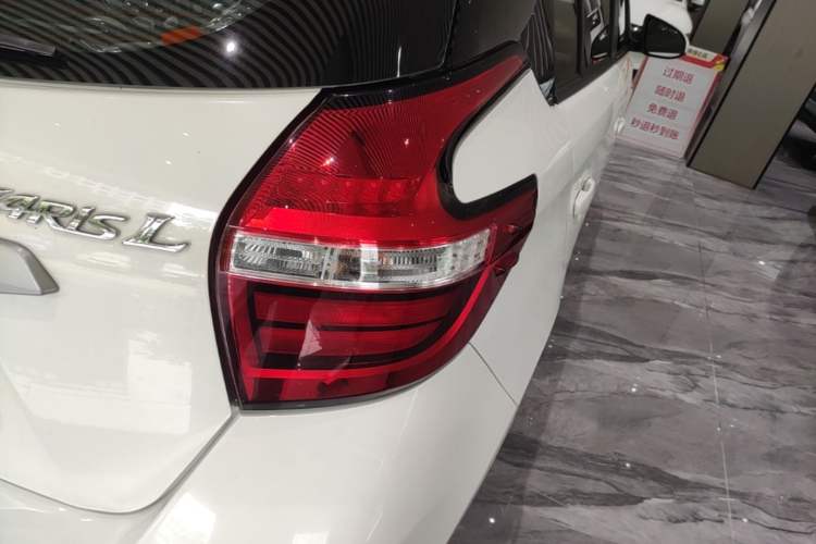 Used Toyota YARiS L Zhi Xuan 2019 1.5E CVT Dynamic Edition China VI compliant Right Rear Taillight