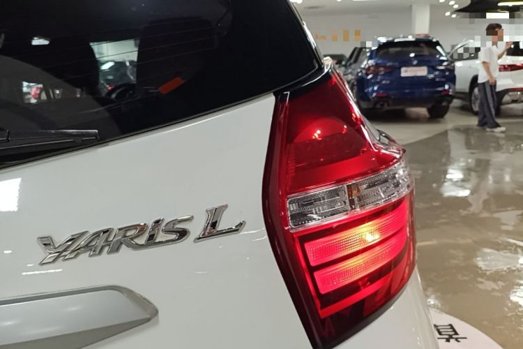 Used Toyota YARiS L Zhi Xuan 2019 1.5E CVT Dynamic Edition China VI compliant Right Rear Taillight