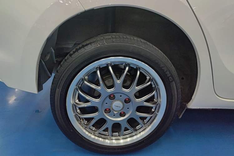 Used Toyota YARiS L Zhi Xuan 2019 1.5E CVT Dynamic Edition China VI compliant Right Rear Wheel Hub