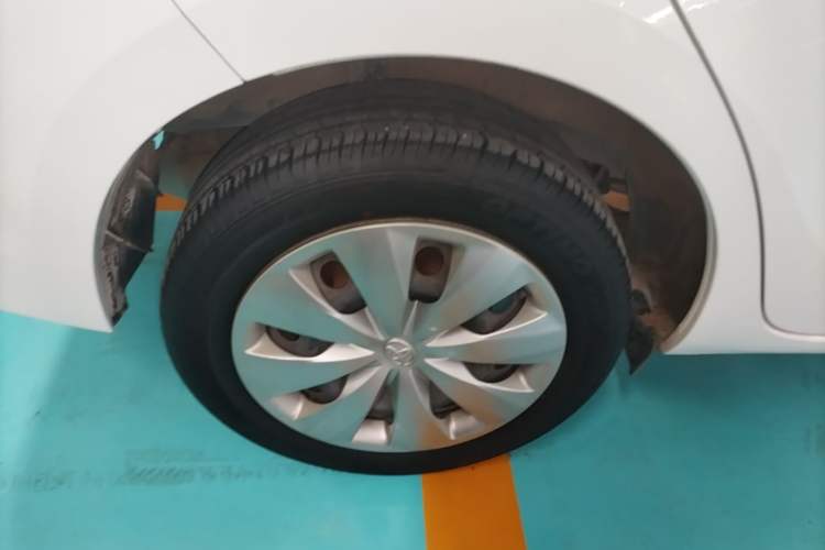 Used Toyota YARiS L Zhi Xuan 2019 1.5E CVT Dynamic Edition China VI compliant Right Rear Wheel Hub