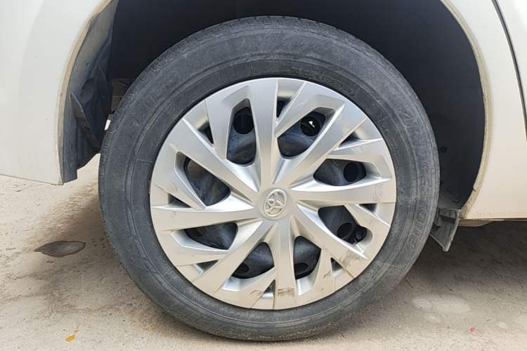 Used Toyota YARiS L Zhi Xuan 2019 1.5E CVT Dynamic Edition China VI compliant Right Rear Wheel Hub