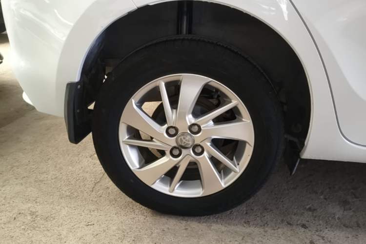 Used Toyota YARiS L Zhi Xuan 2019 1.5E CVT Dynamic Edition China VI compliant Right Rear Wheel Hub