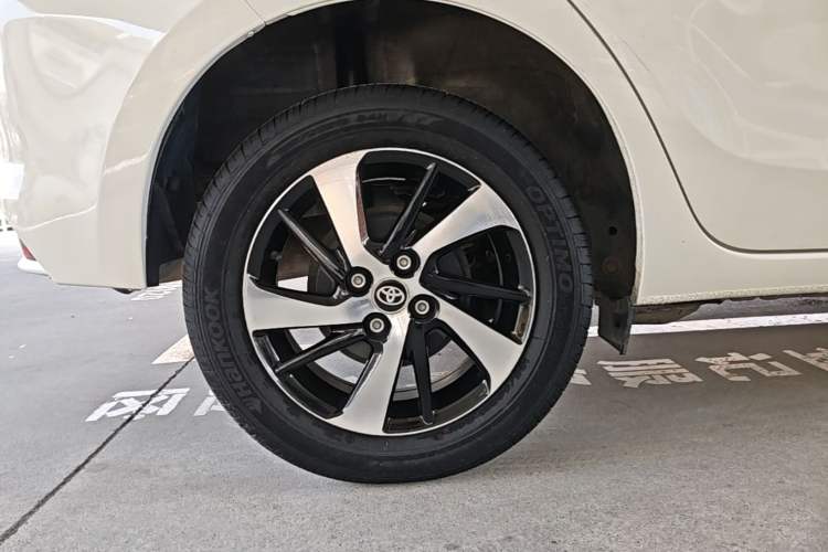 Used Toyota YARiS L Zhi Xuan 2019 1.5E CVT Dynamic Edition China VI compliant Right Rear Wheel Hub