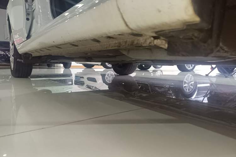 Used Toyota YARiS L Zhi Xuan 2019 1.5E CVT Dynamic Edition China VI compliant Right Side Sill
