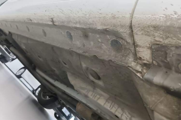 Used Toyota YARiS L Zhi Xuan 2019 1.5E CVT Dynamic Edition China VI compliant Right Side Sill