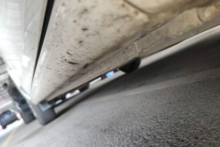 Used Toyota YARiS L Zhi Xuan 2019 1.5E CVT Dynamic Edition China VI compliant Right Side Sill