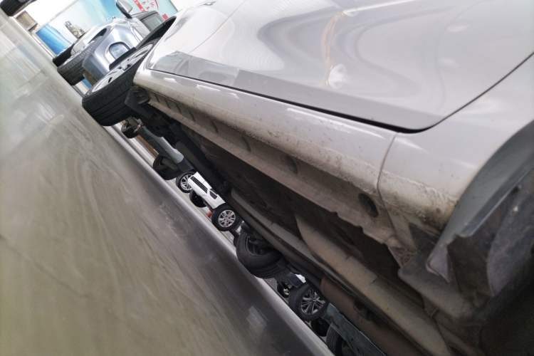 Used Toyota YARiS L Zhi Xuan 2019 1.5E CVT Dynamic Edition China VI compliant Right Side Sill