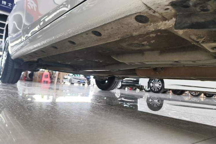 Used Toyota YARiS L Zhi Xuan 2019 1.5E CVT Dynamic Edition China VI compliant Right Side Sill