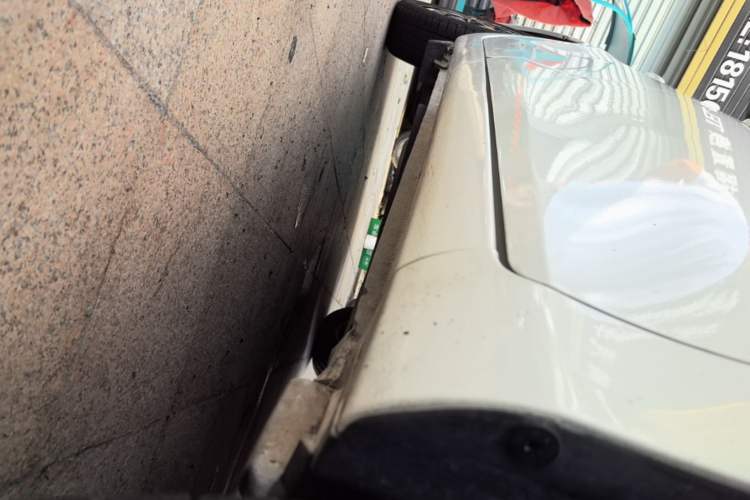 Used Toyota YARiS L Zhi Xuan 2019 1.5E CVT Dynamic Edition China VI compliant Right Side Sill