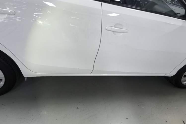 Used Toyota YARiS L Zhi Xuan 2019 1.5E CVT Dynamic Edition China VI compliant Right Side Sill