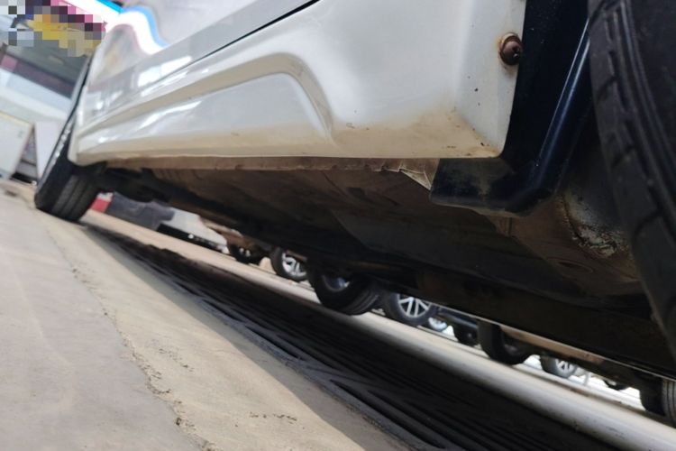 Used Toyota YARiS L Zhi Xuan 2019 1.5E CVT Dynamic Edition China VI compliant Right Side Sill