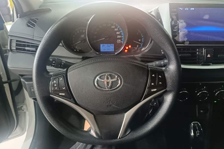 Used Toyota YARiS L Zhi Xuan 2019 1.5E CVT Dynamic Edition China VI compliant Steering Wheel