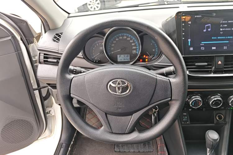 Used Toyota YARiS L Zhi Xuan 2019 1.5E CVT Dynamic Edition China VI compliant Steering Wheel