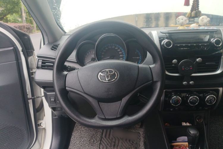 Used Toyota YARiS L Zhi Xuan 2019 1.5E CVT Dynamic Edition China VI compliant Steering Wheel