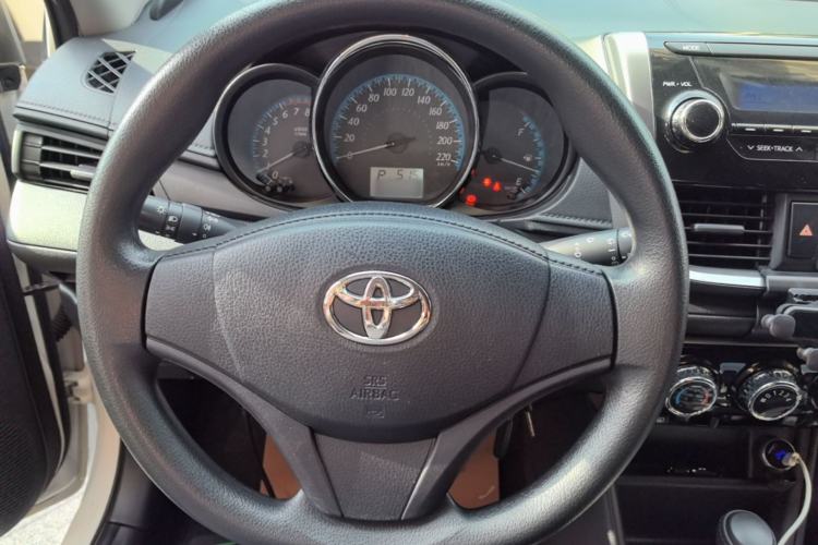 Used Toyota YARiS L Zhi Xuan 2019 1.5E CVT Dynamic Edition China VI compliant Steering Wheel